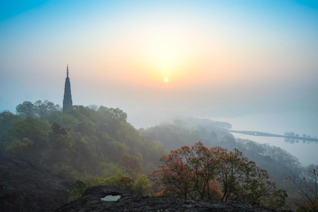 Ji Hotel Hangzhou Xihu Fengqi Road エクステリア 写真